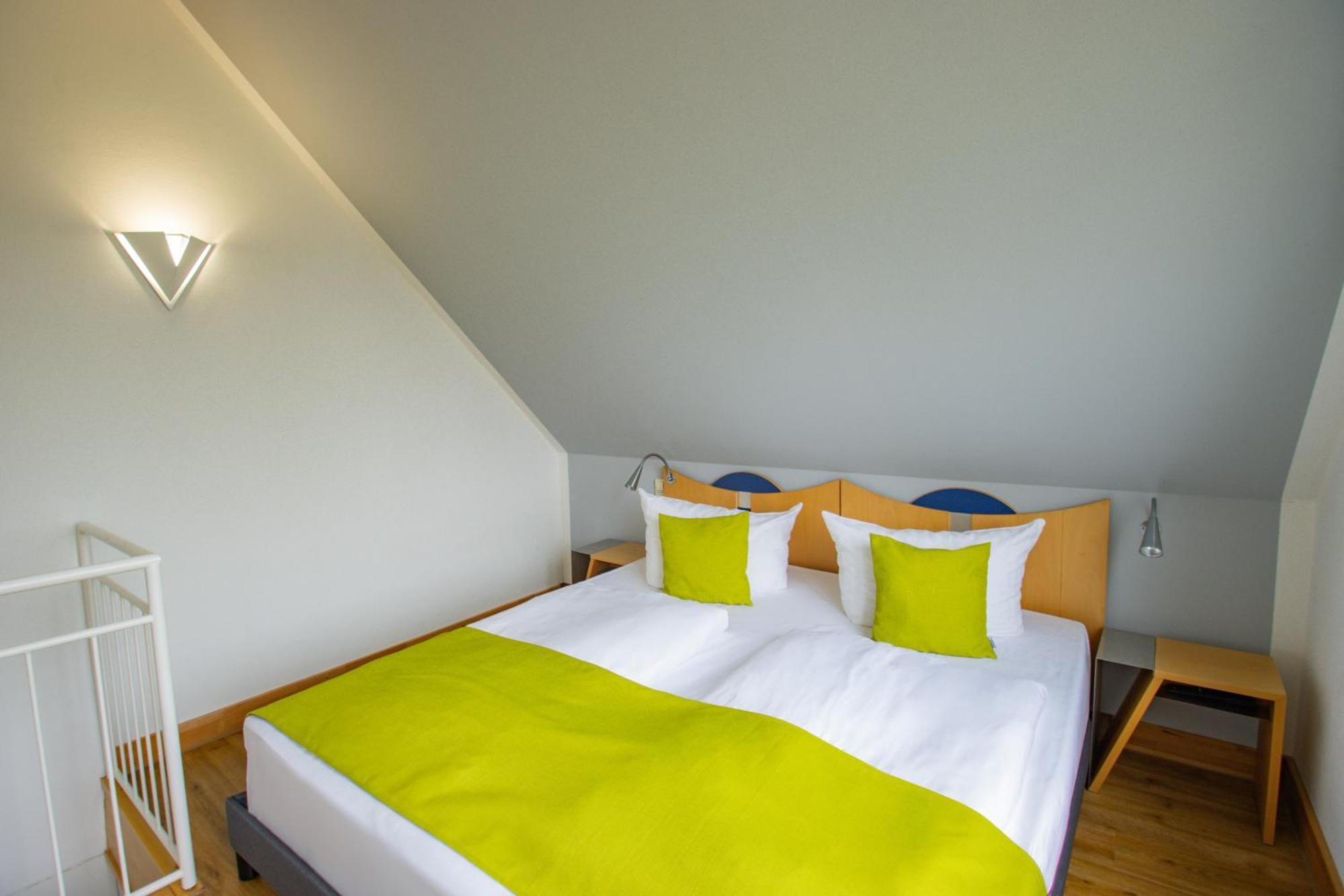 Inselhotel Kleiner Bodden Buschvitz Exteriér fotografie