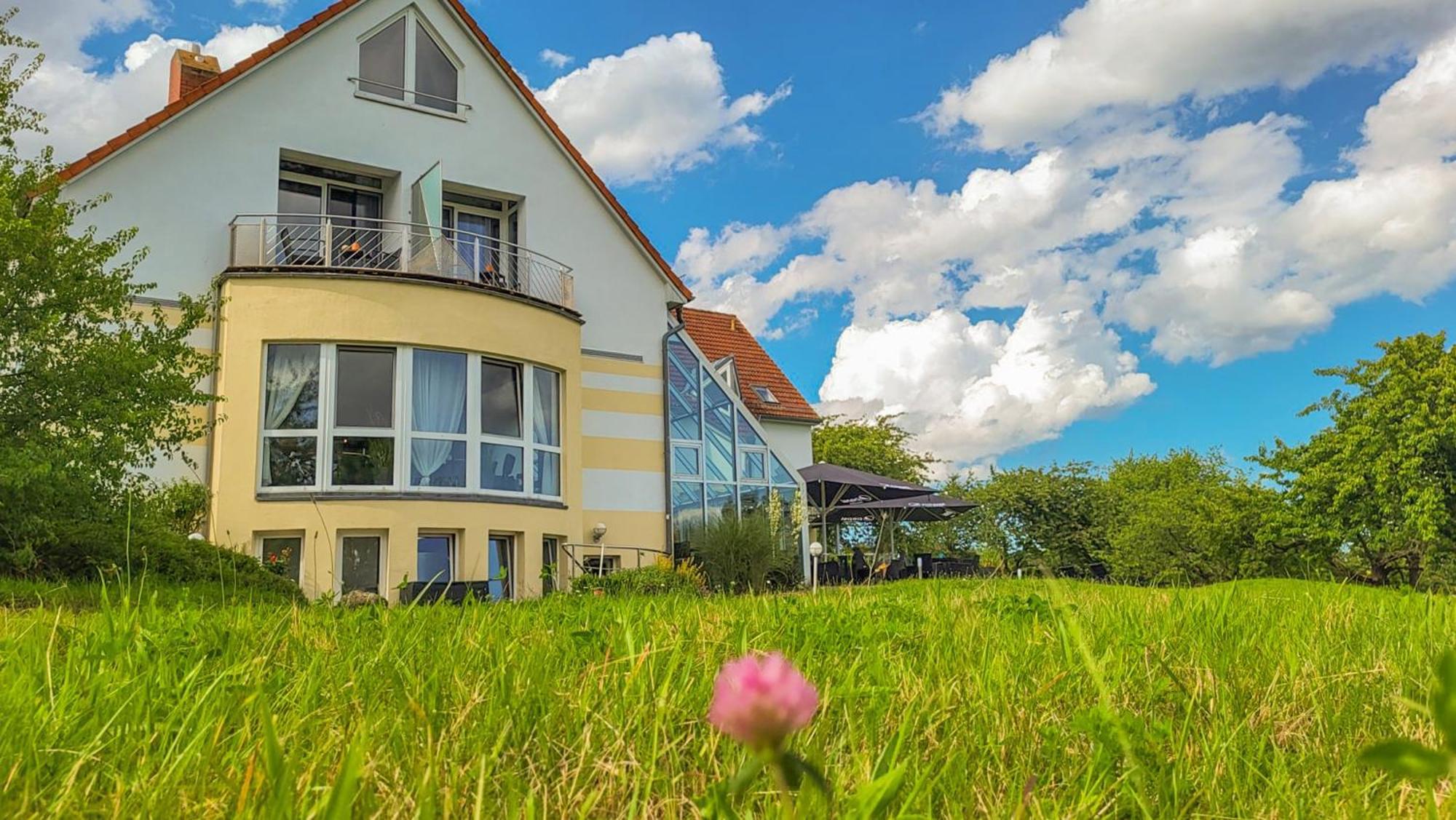 Inselhotel Kleiner Bodden Buschvitz Exteriér fotografie